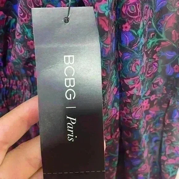 BCBG Paris Collared V-Neck Smocked Tiered Dress, Size XXL NWT - Picture 10 of 15